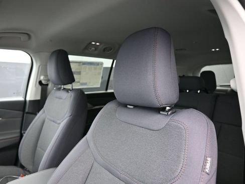 New 2026 Ford Explorer Active AWD/4WD image 18