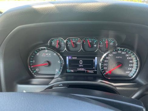 Used 2017 Chevrolet Silverado 1500 LT w/ All Star Edition AWD/4WD image 22