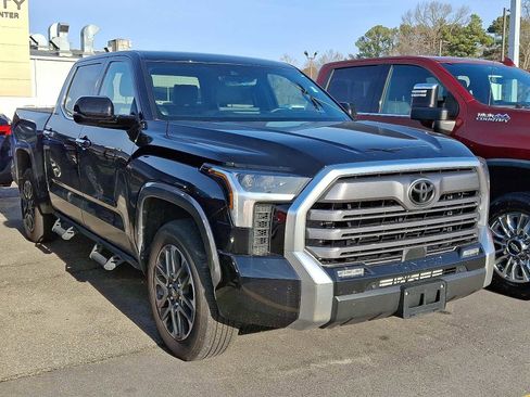 Used 2025 Toyota Tundra Limited image 2