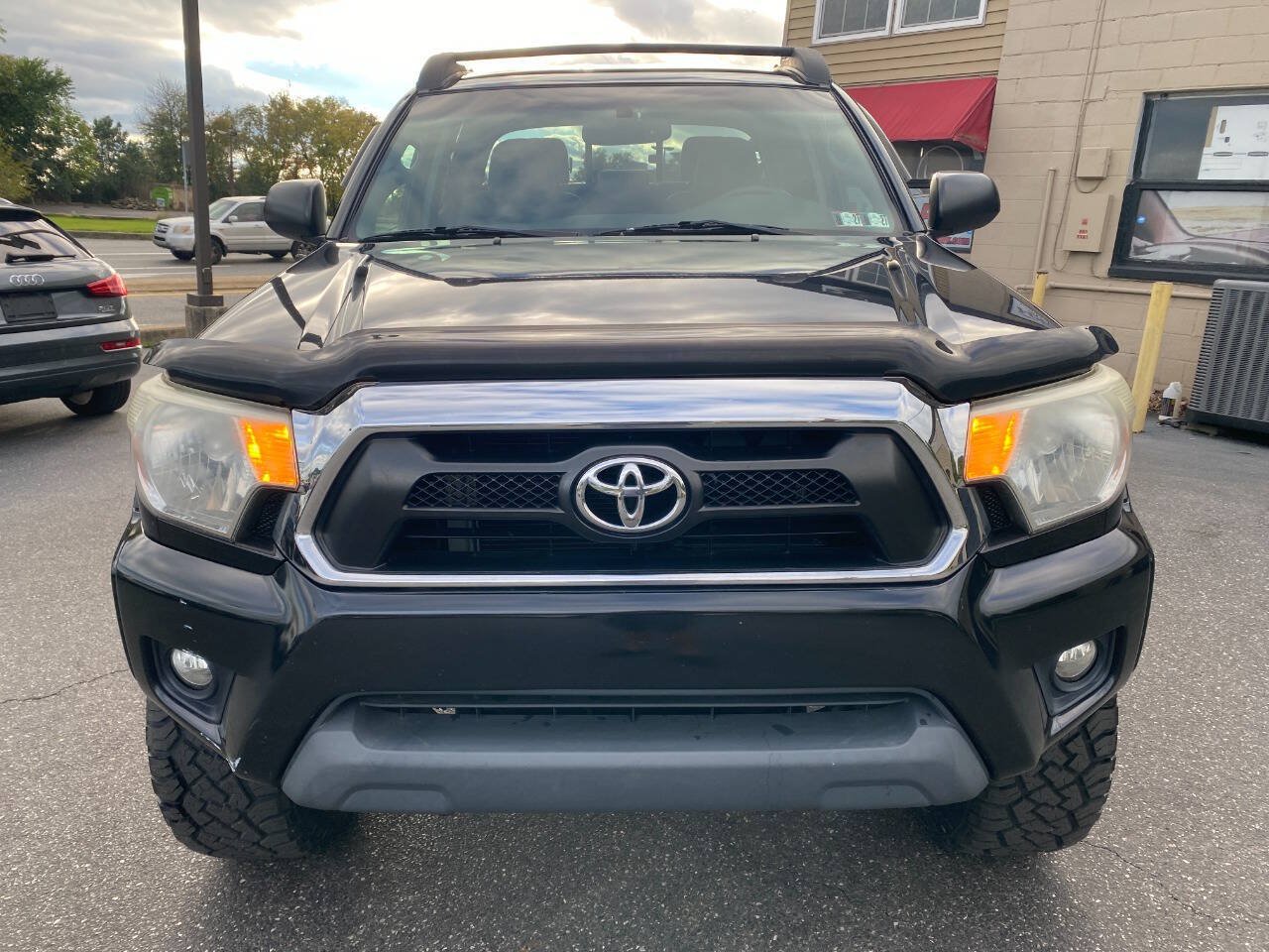 Used 2012 Toyota Tacoma 4x4 Double Cab w/ TRD Off-Road Pkg image 8