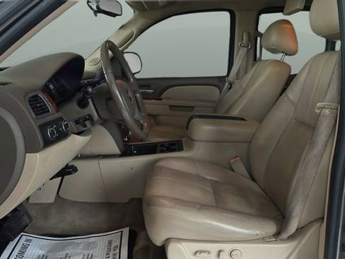 Used 2011 Chevrolet Tahoe LT image 8