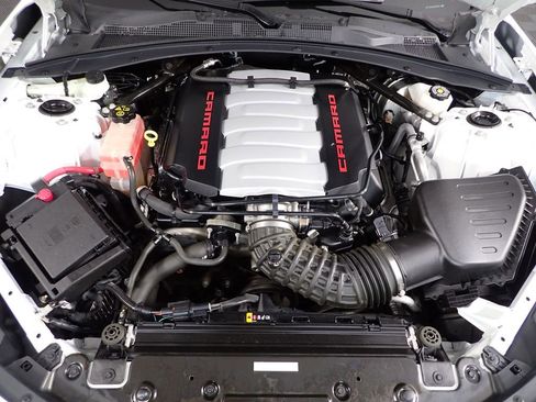 Used 2022 Chevrolet Camaro SS w/ LPO, Ground Effects Package RWD image 37