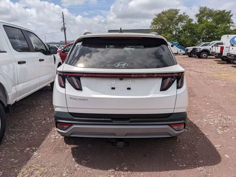 Used 2025 Hyundai Tucson Limited image 4