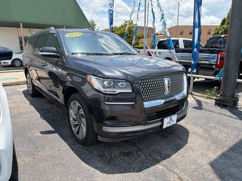 Used 2024 Lincoln Navigator L Reserve AWD/4WD image 6