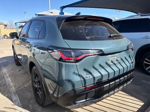 Used 2023 Honda HR-V Sport image 6