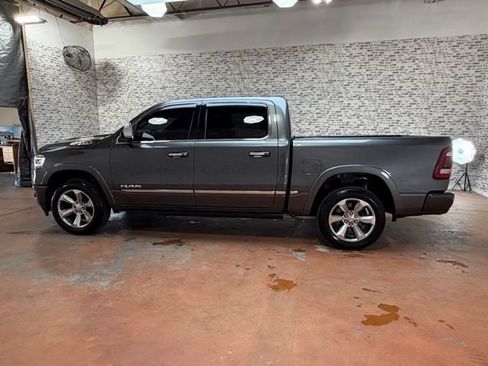 Used 2019 RAM 1500 Limited RWD image 4