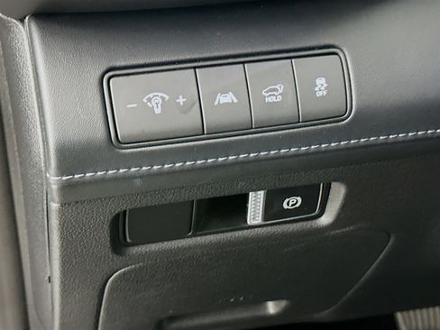 Used 2021 Hyundai Santa Fe Limited image 17