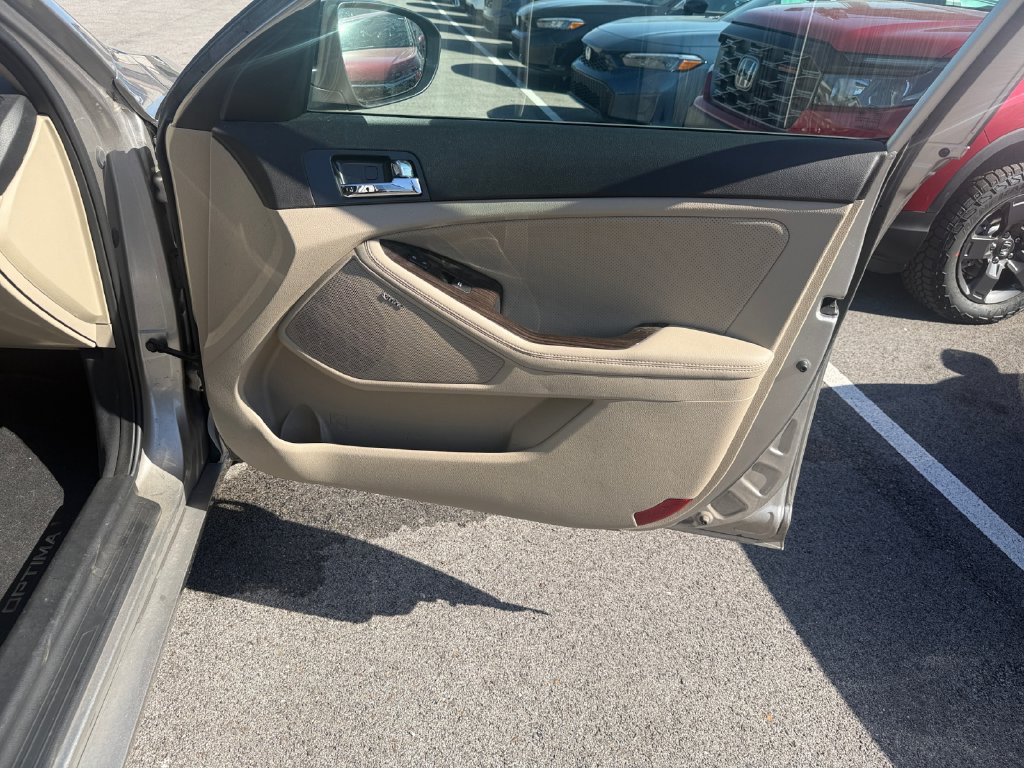Used 2013 Kia Optima EX w/ Premium Pkg FWD image 18