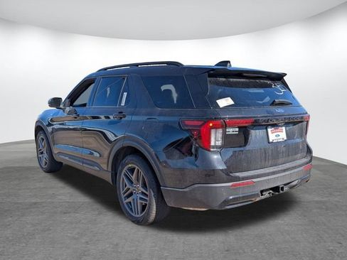 New 2026 Ford Explorer ST-Line image 3