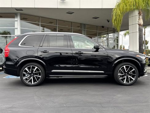 Certified 2023 Volvo XC90 B6 Plus w/ Protection Package Premier image 6
