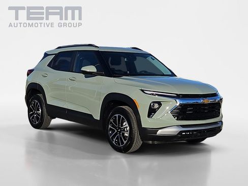 New 2026 Chevrolet TrailBlazer LT w/ Convenience Package image 1