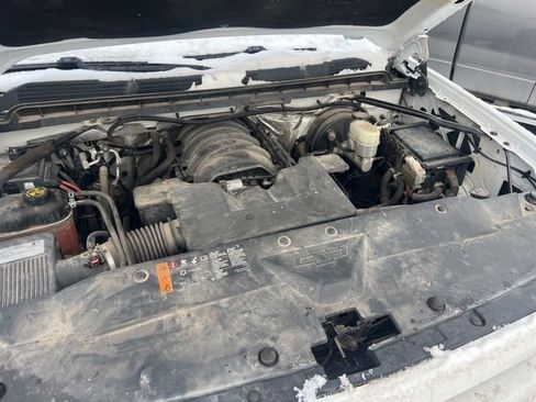 Used 2018 Chevrolet Silverado 1500 LT w/ All Star Edition image 4