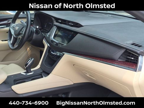 Used 2019 Cadillac XT5 Luxury FWD image 26