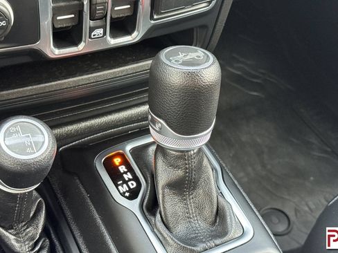 Used 2019 Jeep Wrangler Unlimited Sport S AWD/4WD image 25