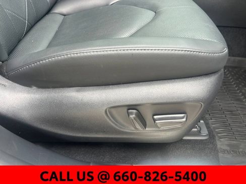Certified 2024 Toyota Highlander Platinum AWD/4WD image 8