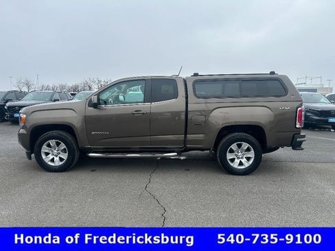 Used 2015 GMC Canyon SLE w/ SLE Convenience Package image 2