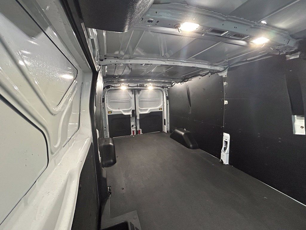 Used 2019 Ford Transit 250 148 Low Roof RWD image 28