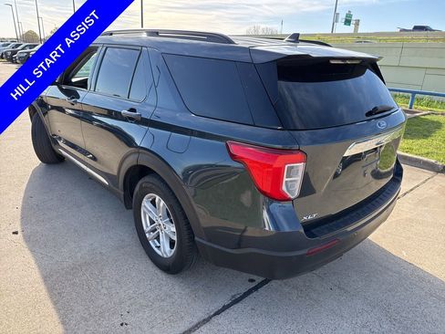 Used 2023 Ford Explorer XLT image 8