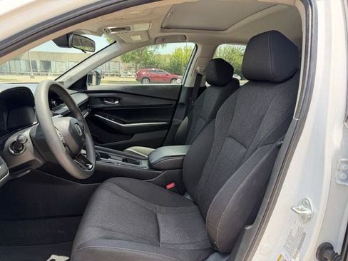 Used 2025 Honda Accord SE image 24