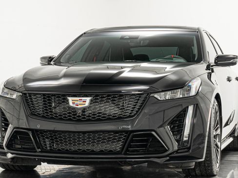 Used 2024 Cadillac CT5 V Blackwing w/ Parking Package image 5