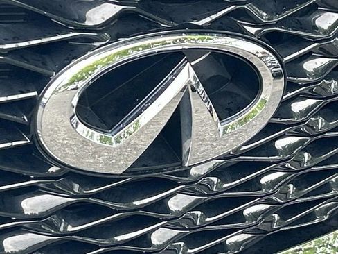 Used 2023 INFINITI QX60 Pure AWD/4WD image 11