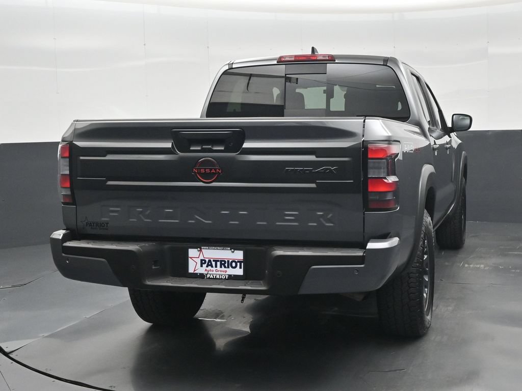 Used 2026 Nissan Frontier PRO-4X AWD/4WD image 2