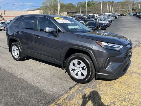 Certified 2025 Toyota RAV4 LE AWD/4WD image 6