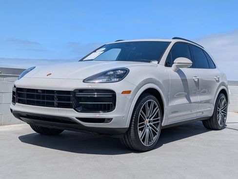 Certified 2023 Porsche Cayenne Turbo AWD/4WD image 1