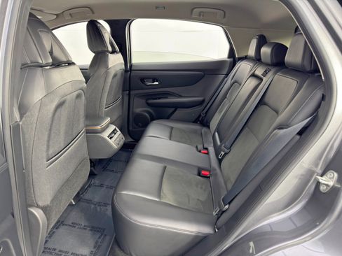 Used 2023 Nissan Ariya Engage image 38