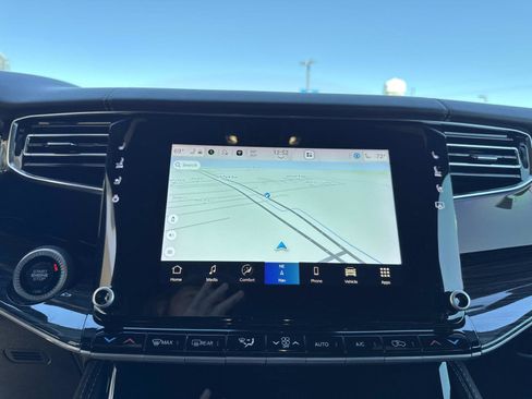 Used 2022 Jeep Wagoneer Series III w/ Convenience Group I image 24