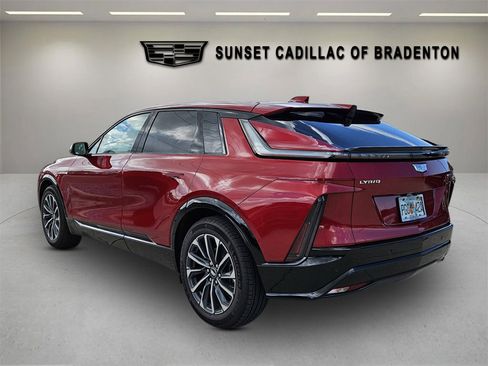 New 2025 Cadillac Lyriq Sport image 5