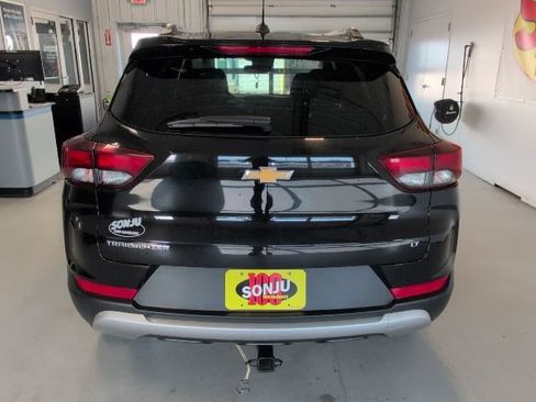 Certified 2023 Chevrolet TrailBlazer LT w/ Convenience Package FWD image 4