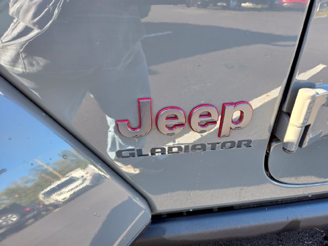Used 2021 Jeep Gladiator Rubicon AWD/4WD image 25