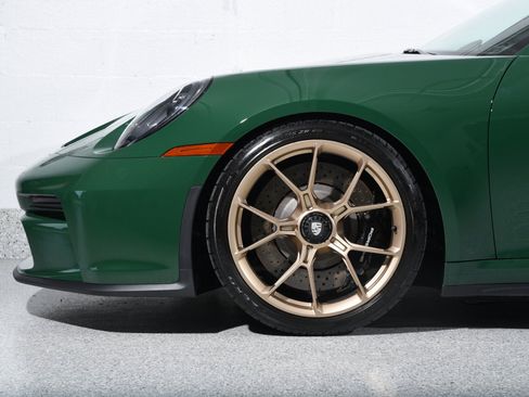 Used 2022 Porsche 911 GT3 RWD image 17