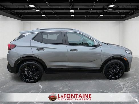 Used 2025 Buick Encore GX Sport Touring w/ Experience Buick Package image 6
