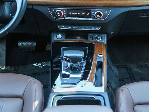 Used 2022 Audi Q5 2.0T Premium image 14