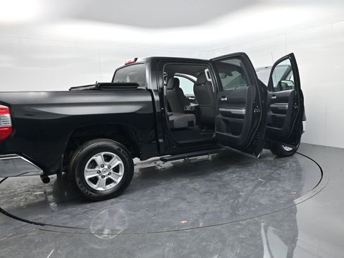 Used 2018 Toyota Tundra SR5 image 49