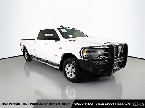 Used 2022 RAM 3500 Laramie image 3