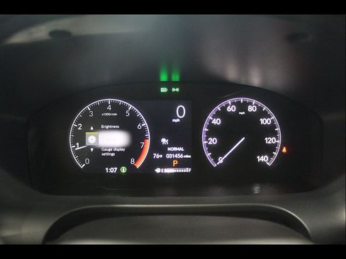 Certified 2025 Honda HR-V Sport image 29