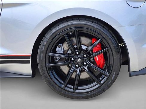 Used 2020 Ford Mustang Shelby GT500 w/ Handling Package RWD image 21