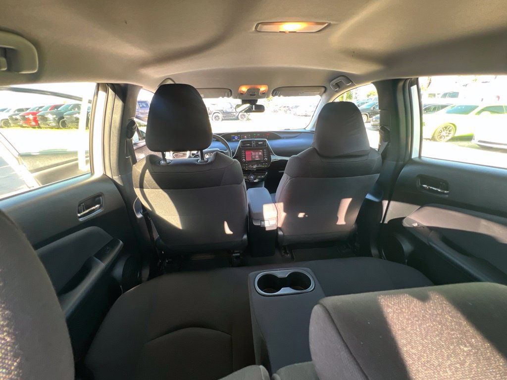 Used 2021 Toyota Prius L Eco FWD image 59
