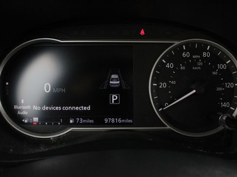 Used 2023 Nissan Versa SV w/ Trunk Package FWD image 30