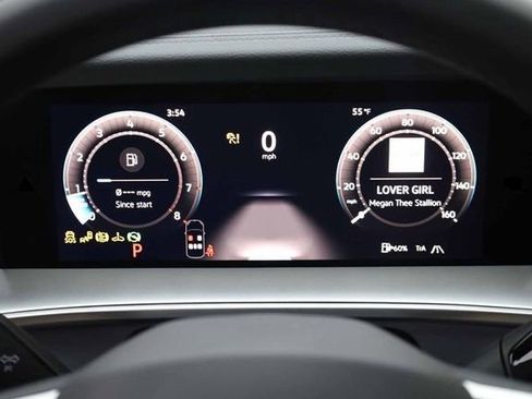 New 2026 Volkswagen Tiguan SE R-Line image 12