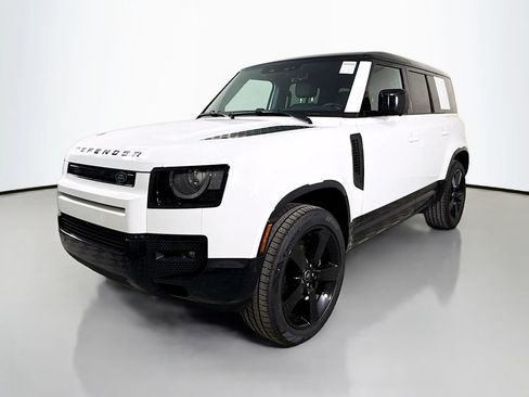 Used 2025 Land Rover Defender 110 V8 AWD/4WD image 1