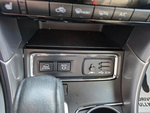 Used 2022 Subaru Ascent Limited w/ Technology Package image 25