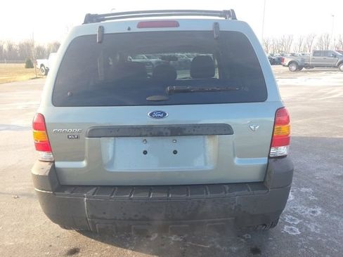 Used 2006 Ford Escape XLT image 9