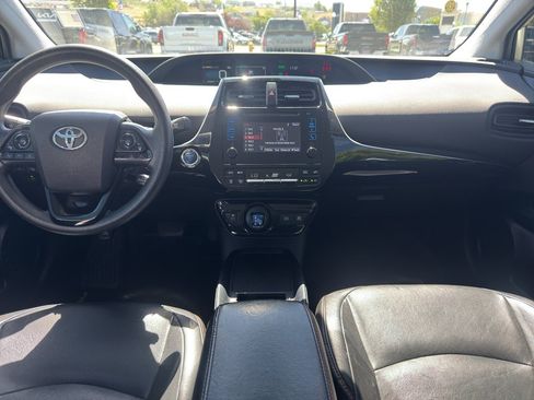 Used 2019 Toyota Prius LE FWD image 9