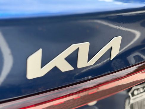 Certified 2024 Kia Forte LXS FWD image 42