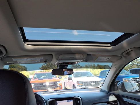 Used 2020 GMC Terrain Denali w/ Denali Premium Package image 10