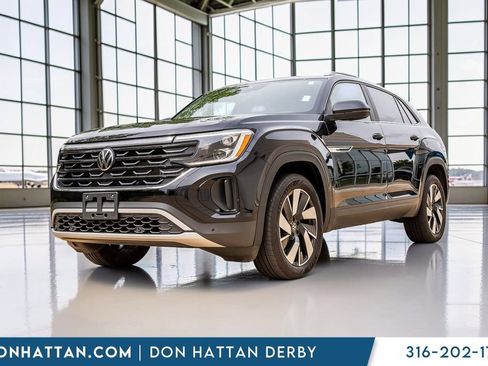 Used 2024 Volkswagen Atlas Cross Sport SE AWD/4WD image 1